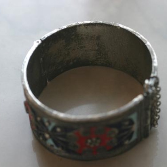 Hinged Painted Cuff Bracelet - Picture 5 of 5
